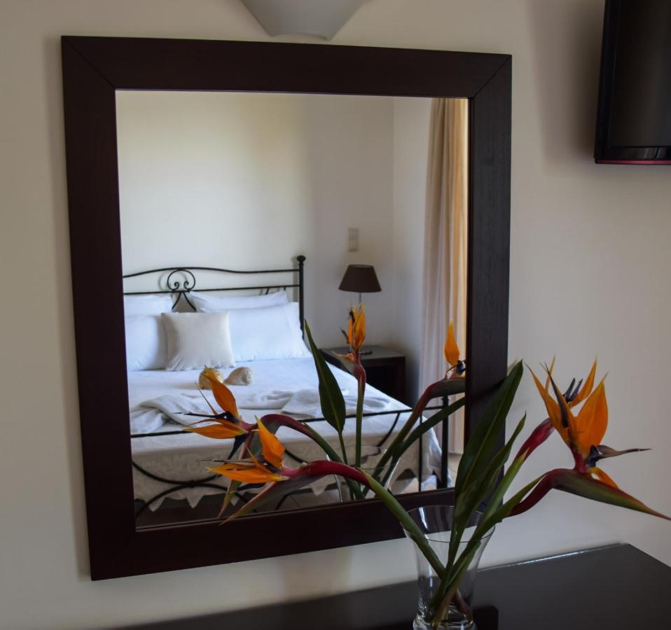 Marina Pansion Hotel Nydri  Ngoại thất bức ảnh