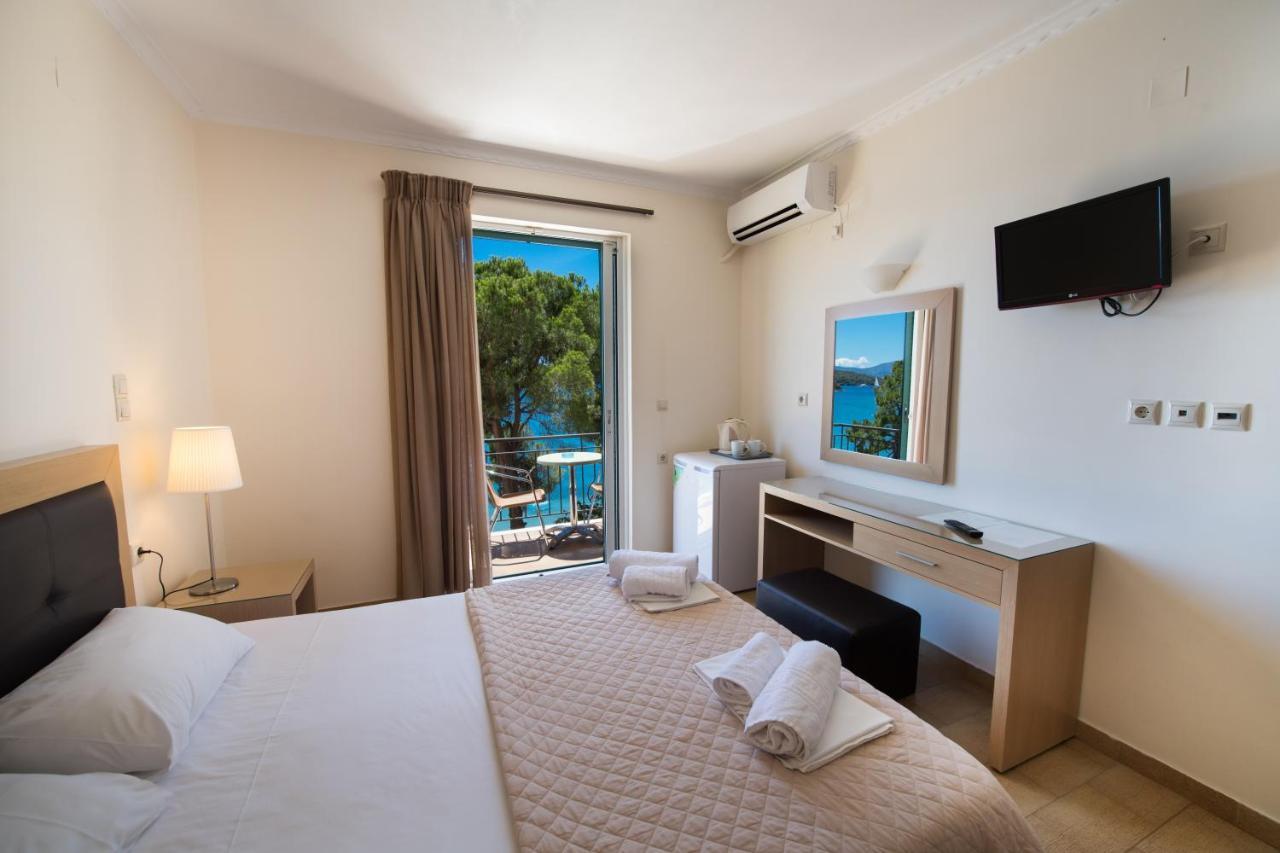 Marina Pansion Hotel Nydri  Ngoại thất bức ảnh